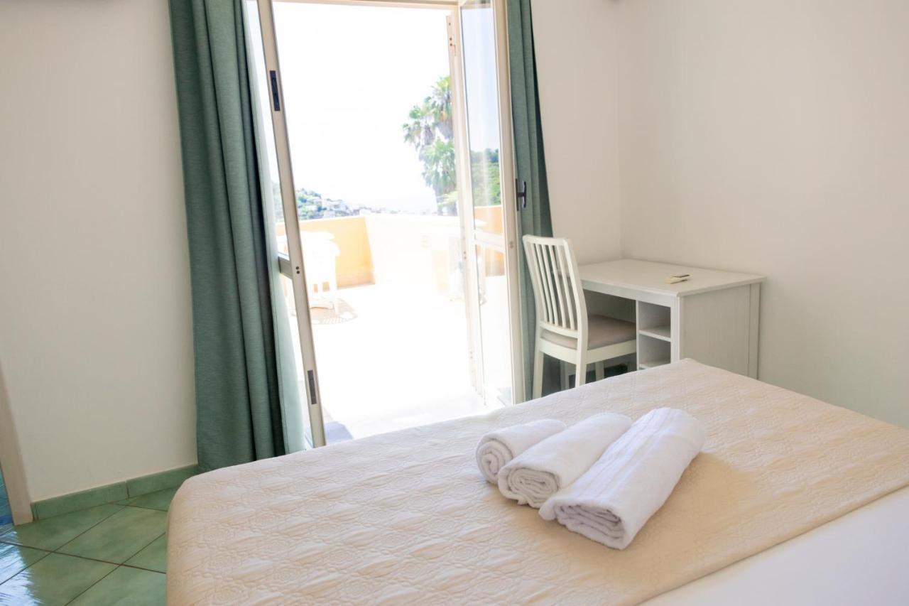 Hotel La Luna Ischia Exteriér fotografie