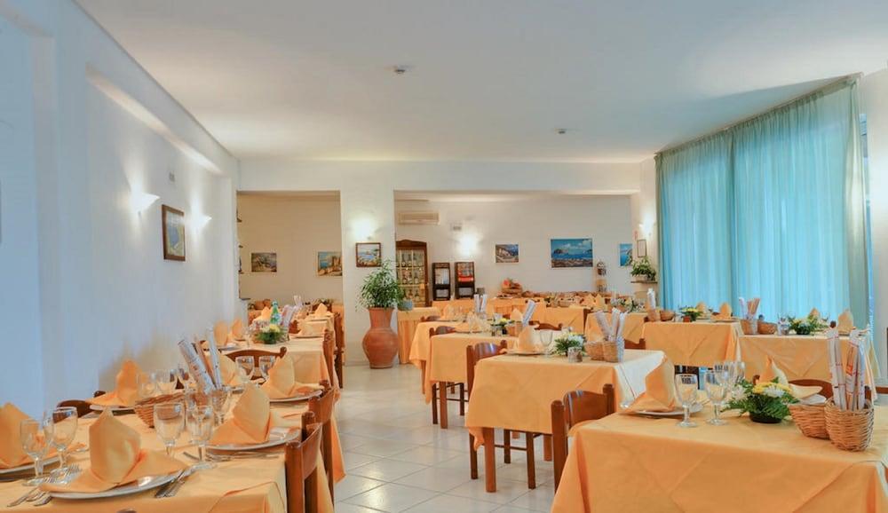 Hotel La Luna Ischia Exteriér fotografie
