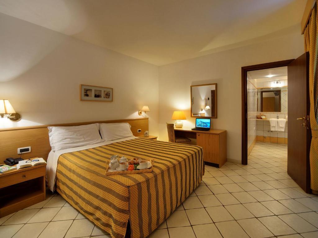 Hotel La Luna Ischia Pokoj fotografie